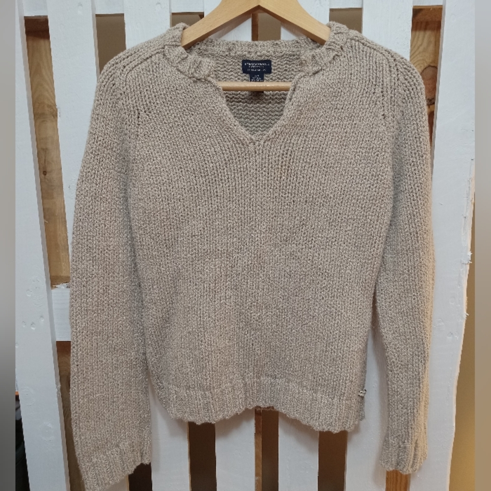 AMERICAN EAGLE OUTFITTERS knit sweater